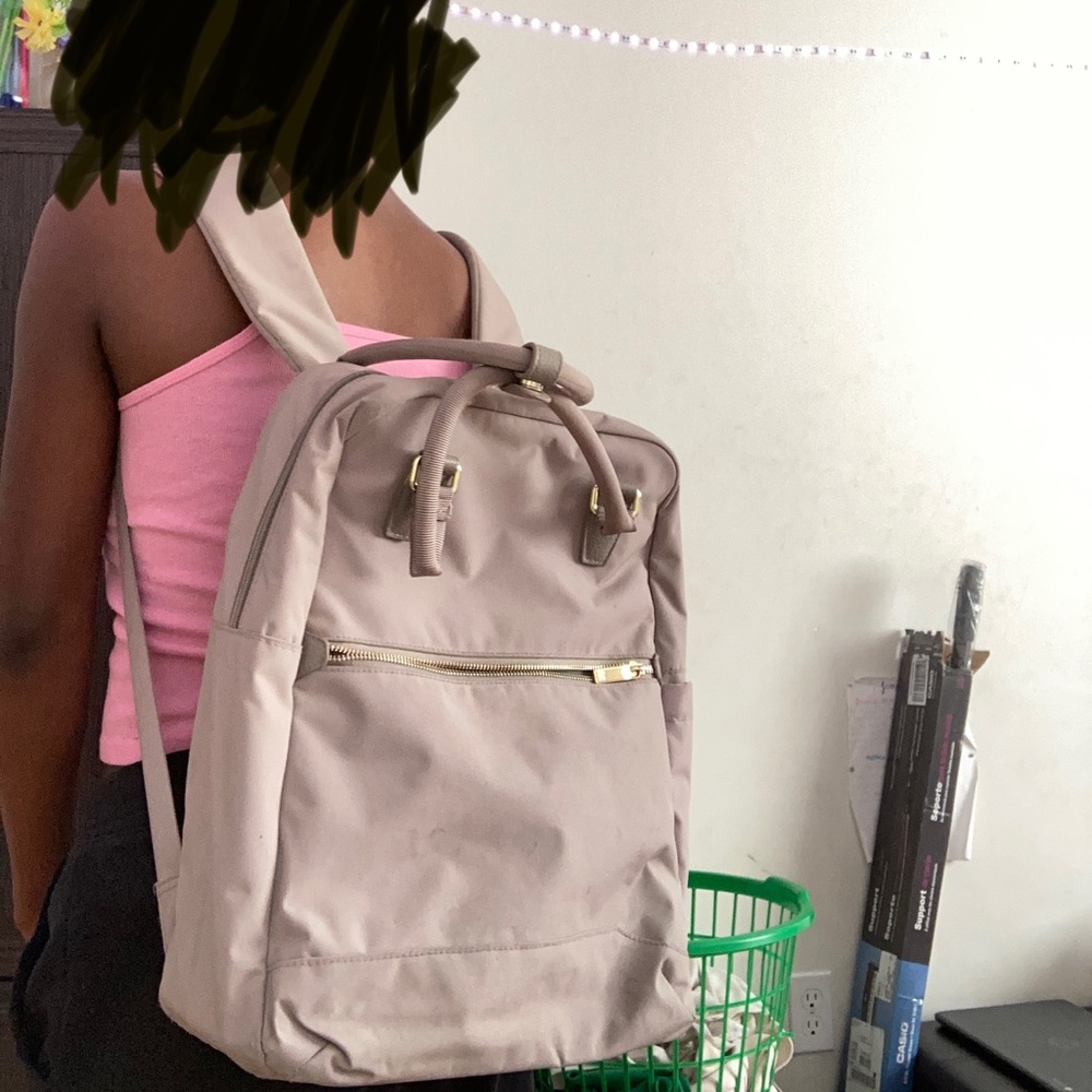 Cream Colored Backpack - Picture 4 of 4